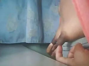 中出是黑色的，疯狂的第一只鸟 脂肪德国色 ...